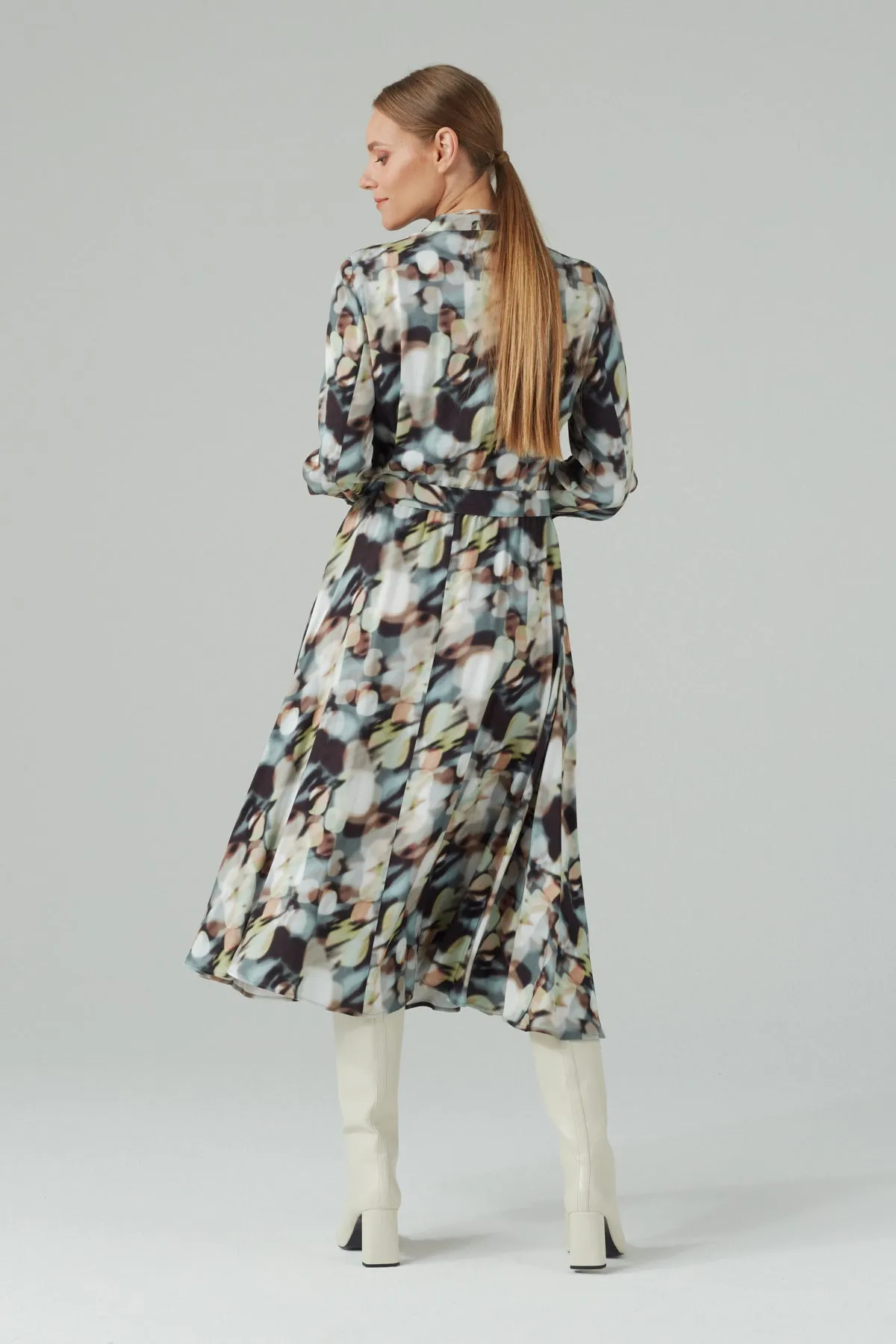 Feminine Viscose Midi Dress in Print