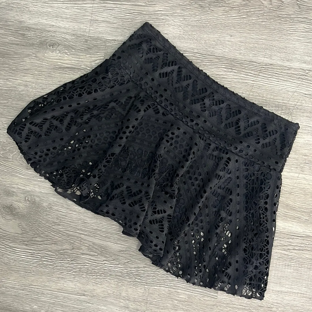 Lace skirt