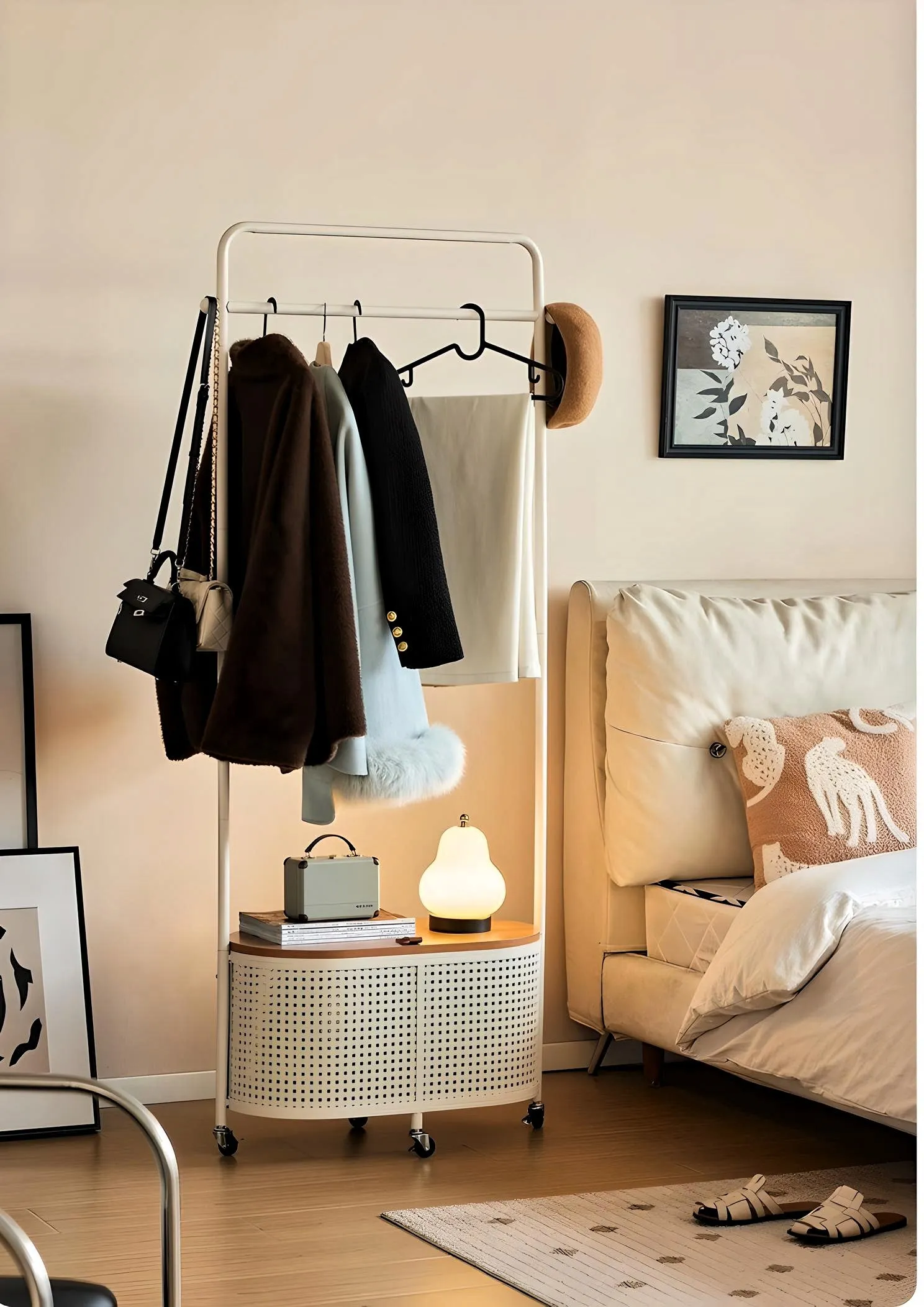 Urban Chic Coat Organizer